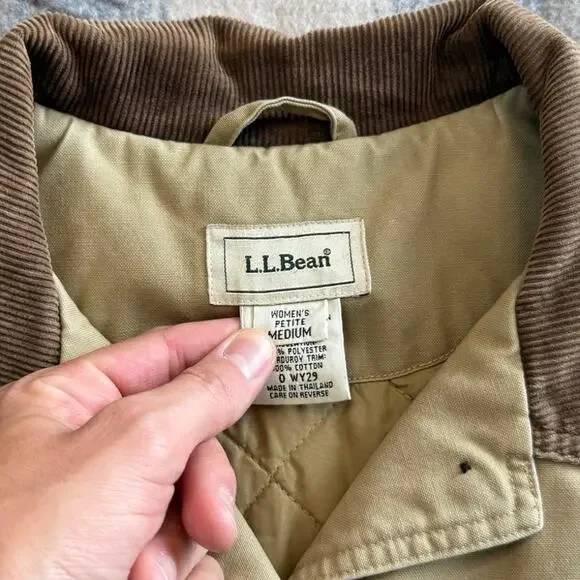 Vintage Women’s L.L. Bean Quilt Lined Barn Coat Size Petite Medium Corduroy - Picture 4 of 12